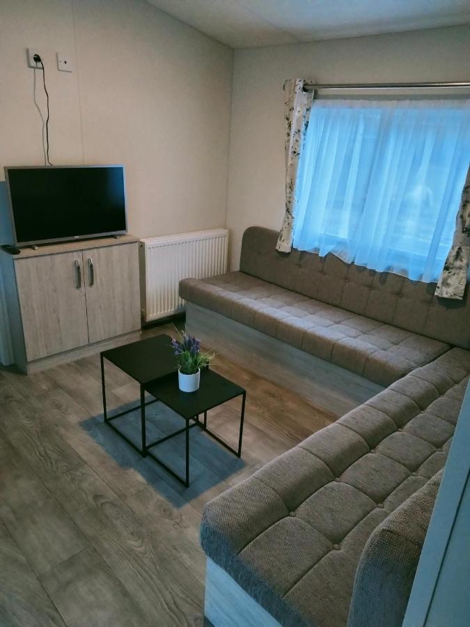 Bj Chalets - De Rug 1 - Vakantiepark Lauwersoog - Luxe Chalet Met Vaatwasser! Vroege Incheck! Extérieur photo