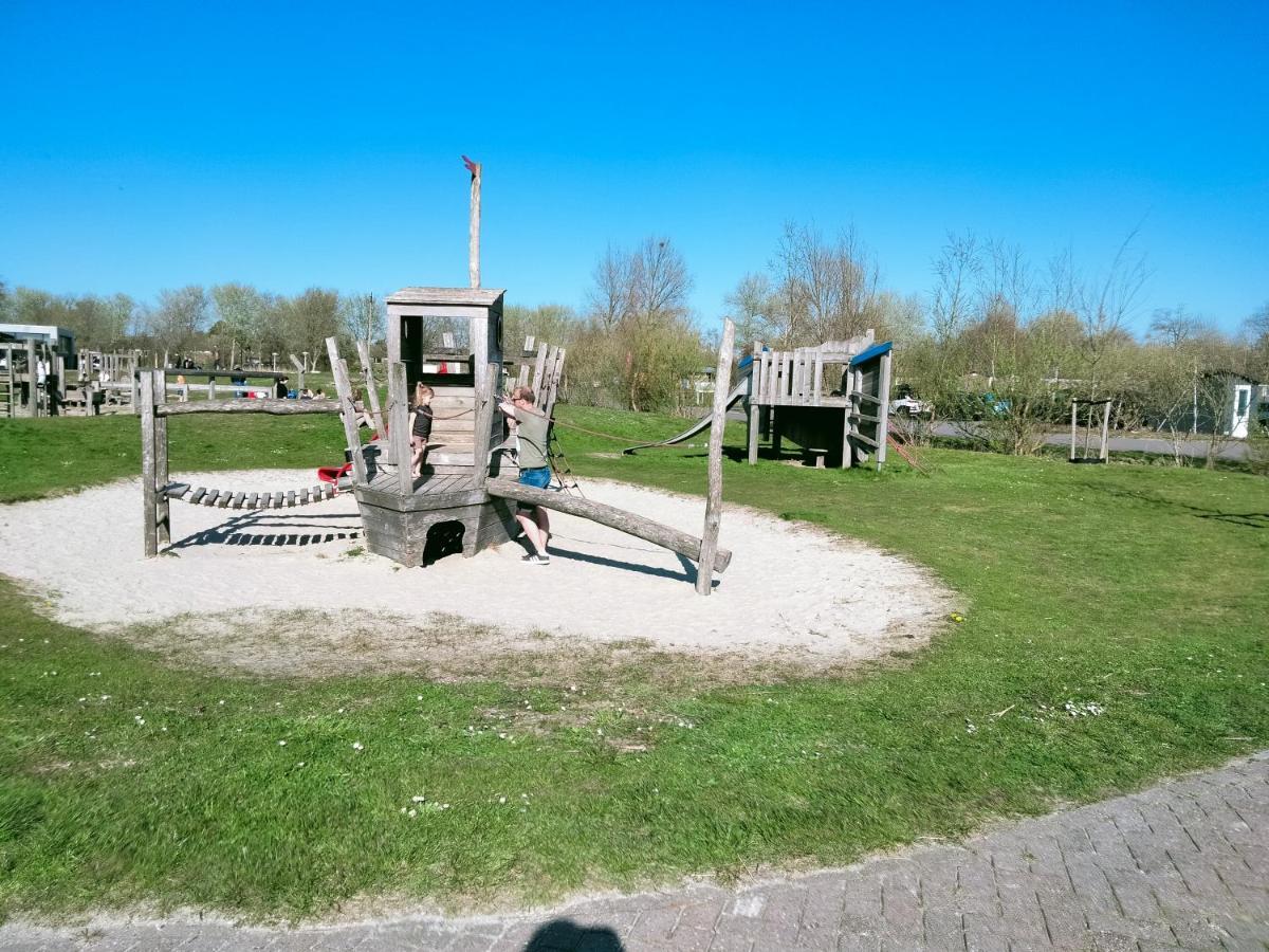 Bj Chalets - De Rug 1 - Vakantiepark Lauwersoog - Luxe Chalet Met Vaatwasser! Vroege Incheck! Extérieur photo