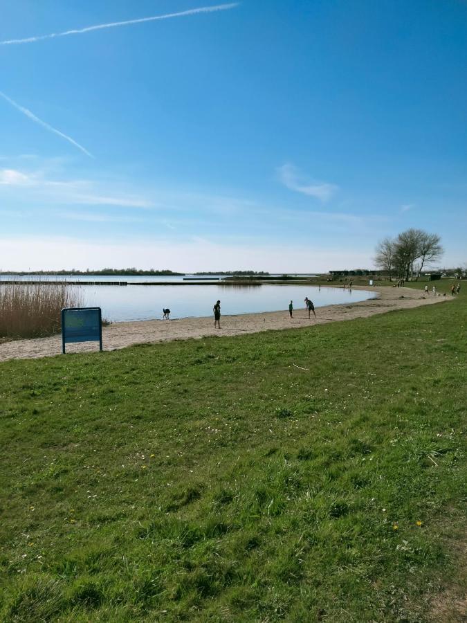 Bj Chalets - De Rug 1 - Vakantiepark Lauwersoog - Luxe Chalet Met Vaatwasser! Vroege Incheck! Extérieur photo